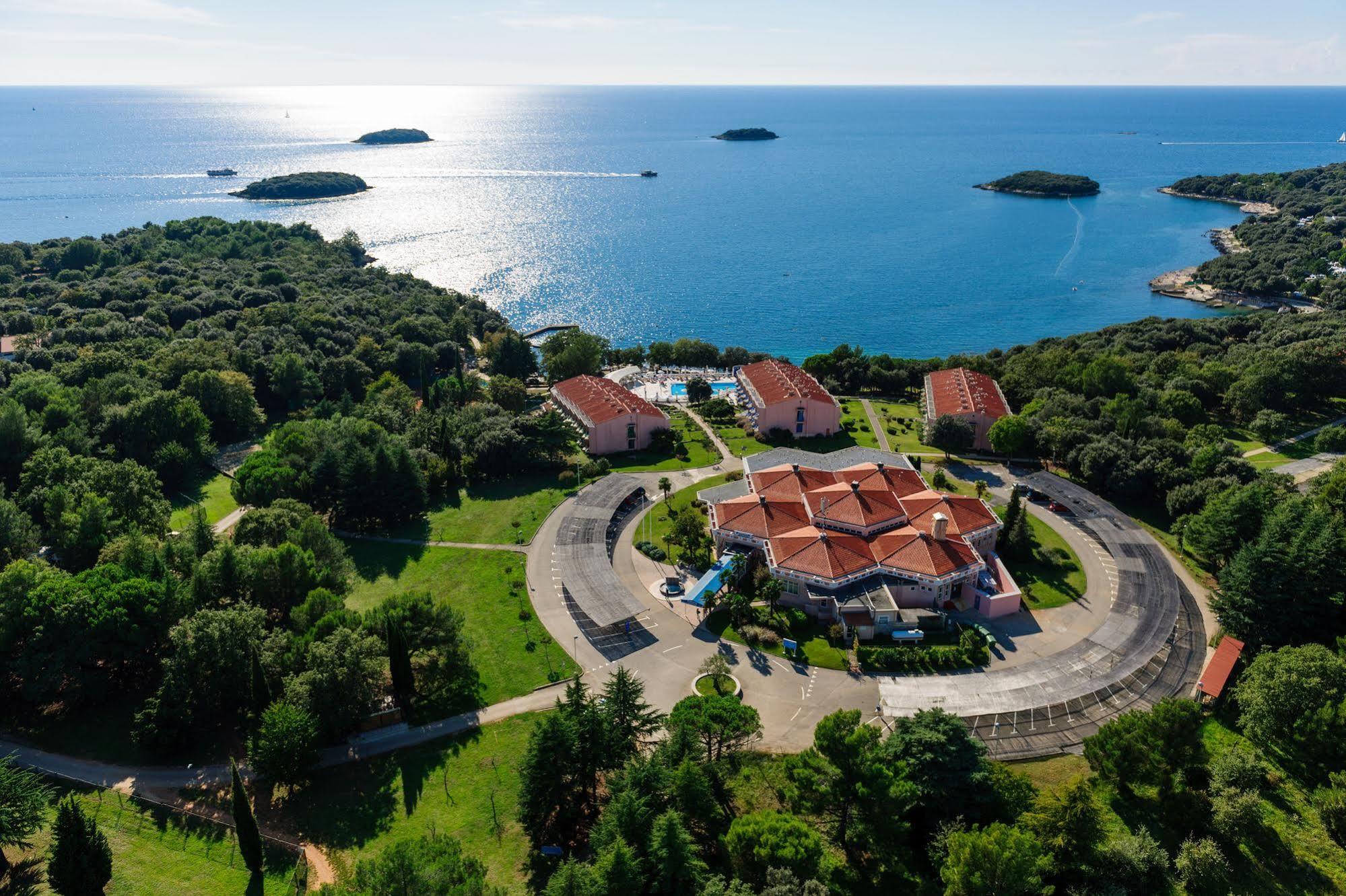 Maistra Select Funtana All Inclusive Resort Esterno foto